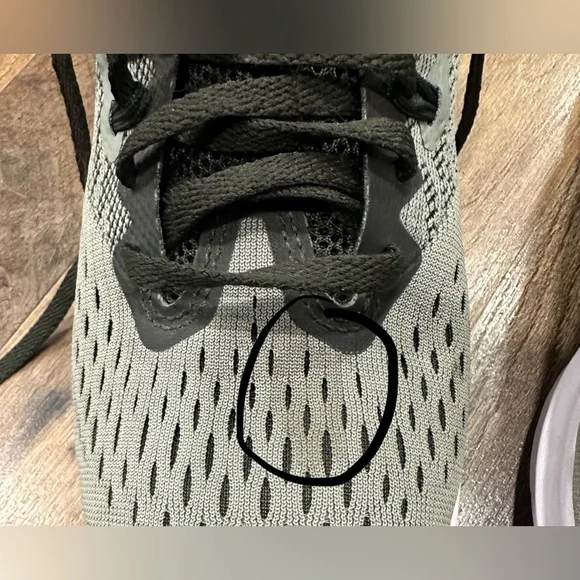 Nike Zoom Winflo 4 *need laces* - Picture 6 of 7